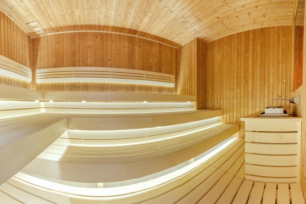 Premium Wellness Institute Hotel บูคาเรสต์ ภายนอก รูปภาพ
