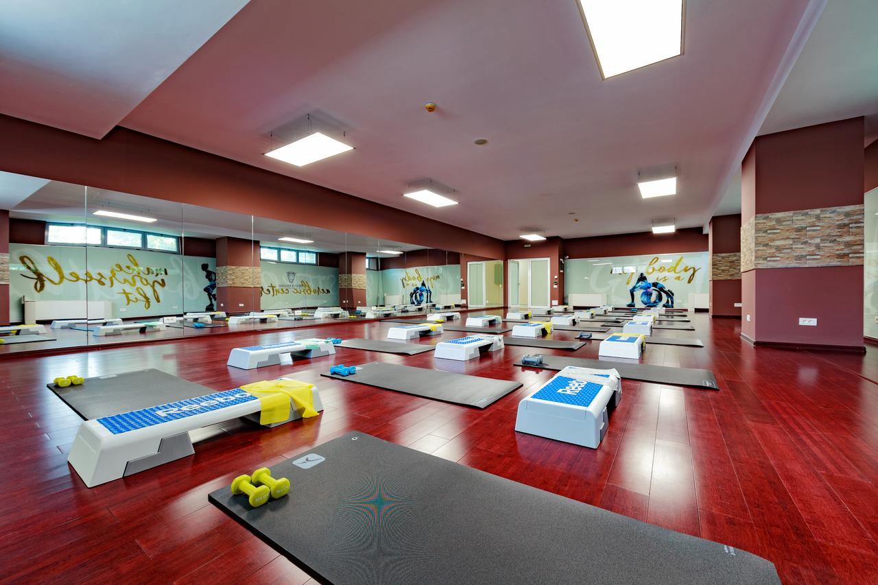 Premium Wellness Institute Hotel บูคาเรสต์ ภายนอก รูปภาพ